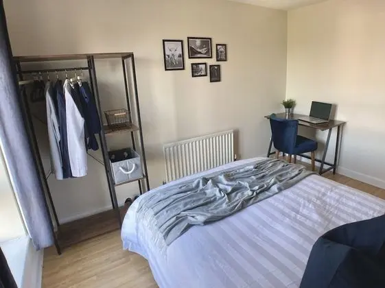 Apart Daire, Banyolu/Duşlu (Joy Street)