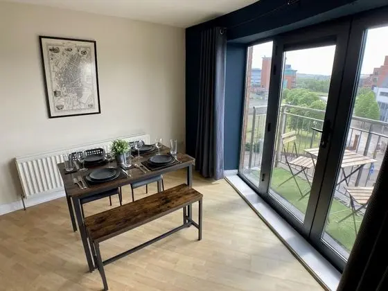 Apart Daire, Banyolu/Duşlu (Joy Street)