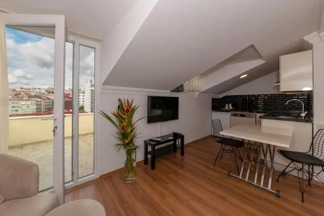 Teraslı Suit Oda, Şehir Manzaralı