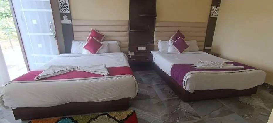 Family Dört Kişilik Oda