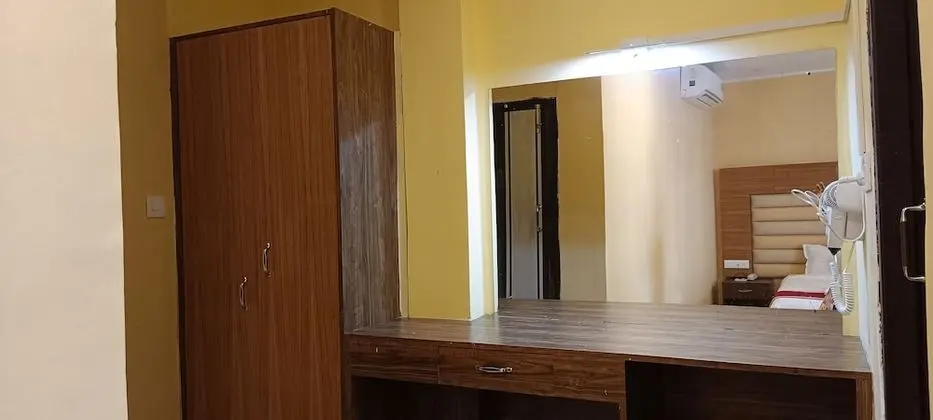 Luxury Tek Büyük Yataklı Oda