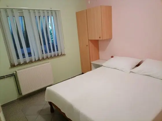 Apart Daire (Joza - afordable with parking - A1(2+)
