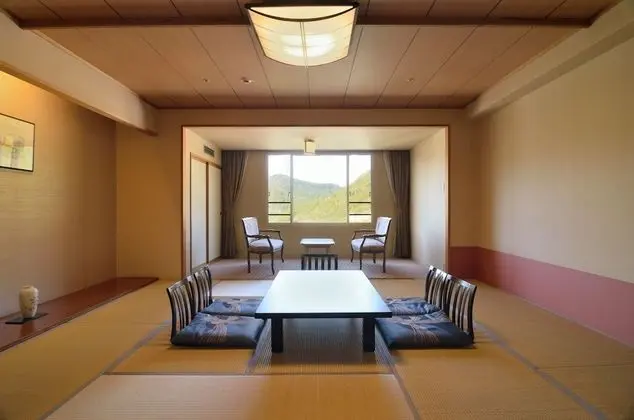 Oda, Sigara İçilmez (JapaneseStyle with Private Bath,20sqm)