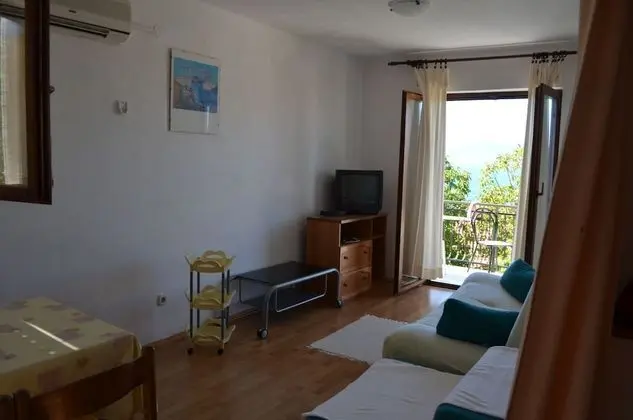 Apart Daire (Jozo - 150 m from pebble beach - A1(2)