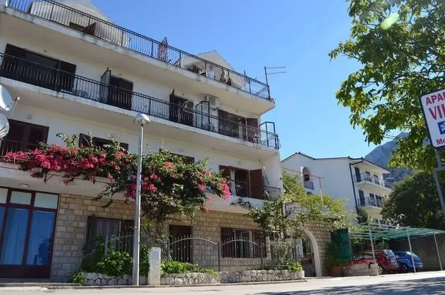 Apart Daire (Jozo - 150 m from pebble beach - A2(2)