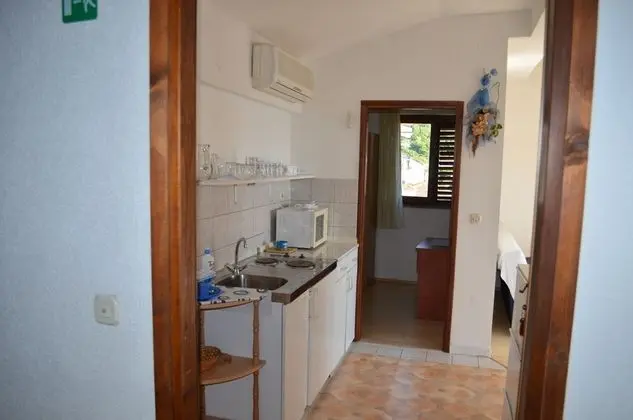 Apart Daire (Jozo - 150 m from pebble beach - A4(4)