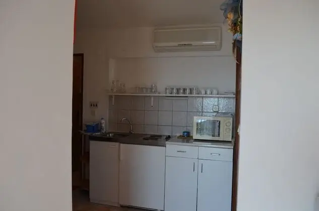 Apart Daire (Jozo - 150 m from pebble beach - A5(4)
