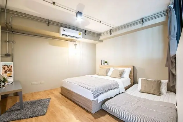 2 Bedrooms