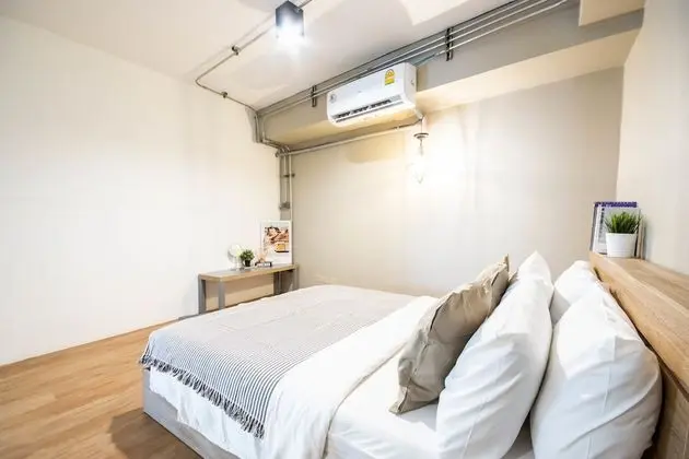 2 Bedrooms