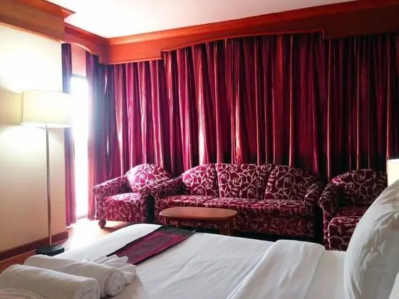 Deluxe Tek Büyük Yataklı Oda
