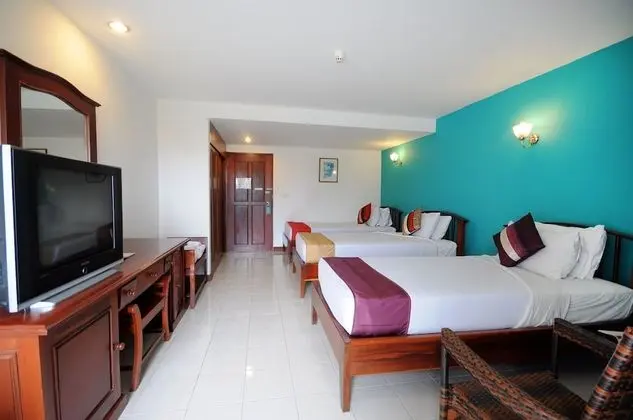 Superior Triple Room