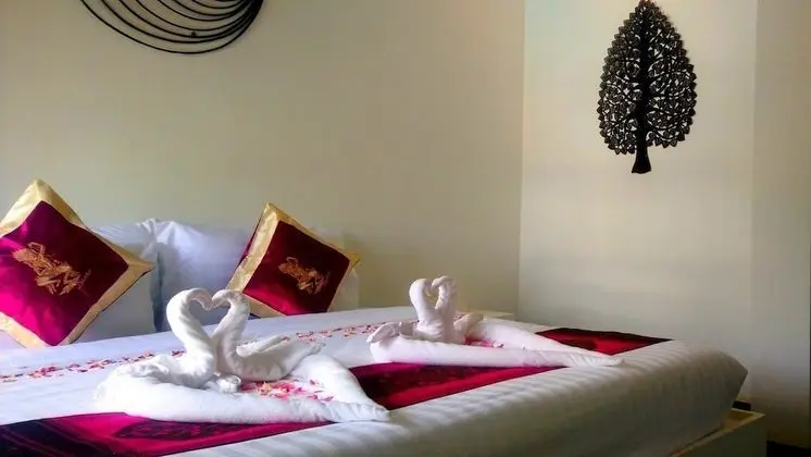 Royal Tek Büyük Yataklı Oda