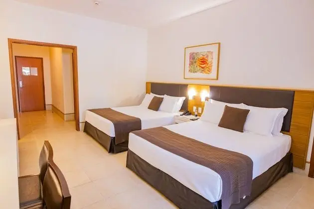 Deluxe Oda, 2 Çift Kişilik Yatak, Balkon, Havuz Manzaralı (Deluxe)