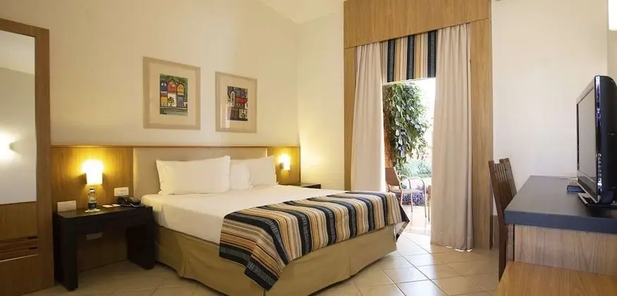 Standard Oda, 1 Büyük (Queen) Boy Yatak, Balkon, Bahçe Manzaralı