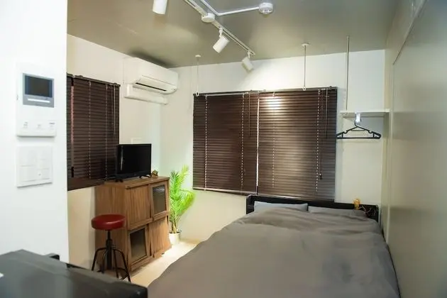 Design Tek Büyük Yataklı Oda, 1 Çift Kişilik Yatak