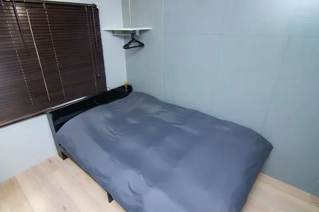 Design Tek Büyük Yataklı Oda, 1 Çift Kişilik Yatak