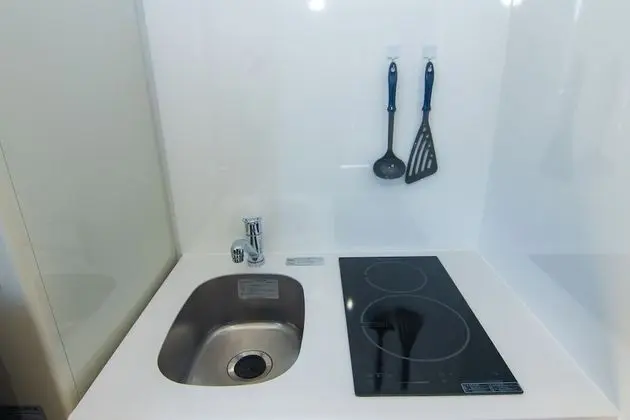 Design Tek Büyük Yataklı Oda, 1 Çift Kişilik Yatak