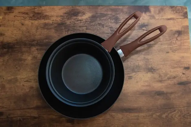 Design Tek Büyük Yataklı Oda, 1 Çift Kişilik Yatak