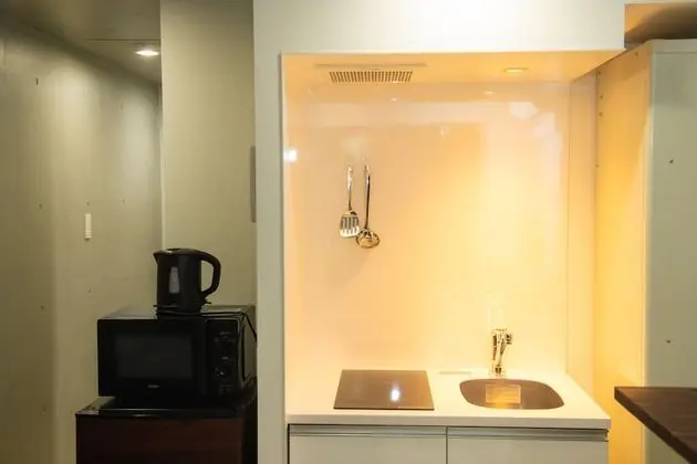 Design Tek Büyük Yataklı Oda, 1 Çift Kişilik Yatak