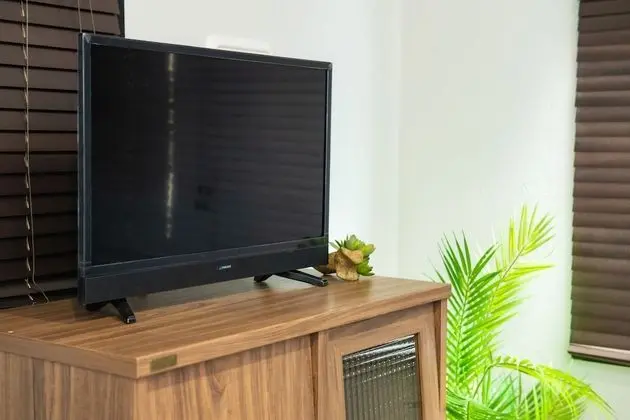 Design Tek Büyük Yataklı Oda, 1 Çift Kişilik Yatak