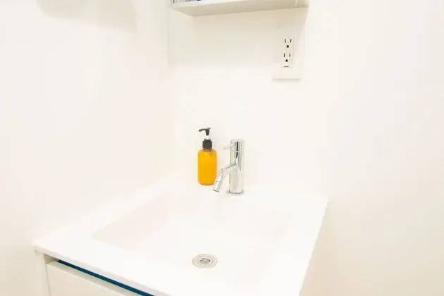 Design Tek Büyük Yataklı Oda, 1 Çift Kişilik Yatak