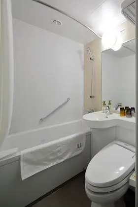 İki Ayrı Yataklı Oda, Sigara İçilmez (Compact Twin Room)