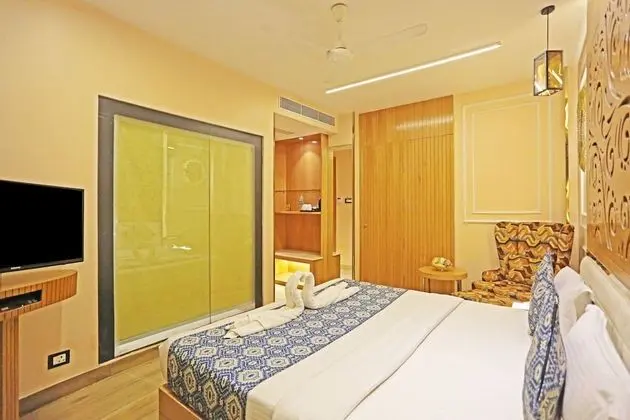 Deluxe Tek Büyük Yataklı Oda