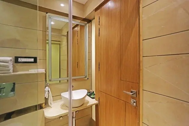 Premium Tek Büyük Yataklı Oda