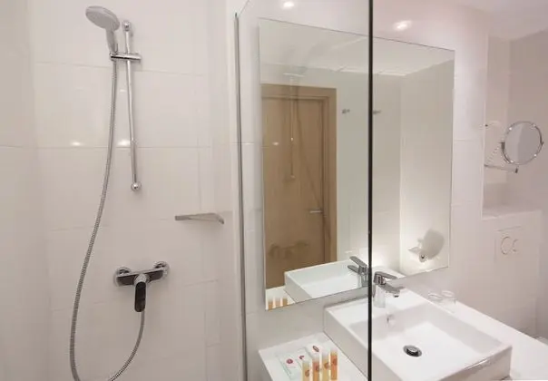 Büyük Yataklı Tek Kişilik Oda, Balkon