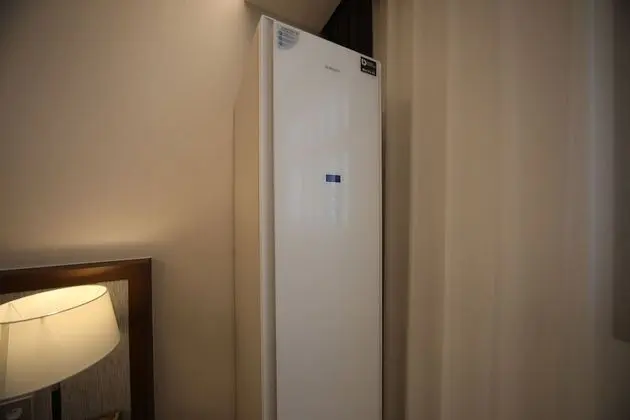 Premier Room - Breakfast for 1(except Sunday & PH), More than 2 nights stay, Free Laundry(Limited)