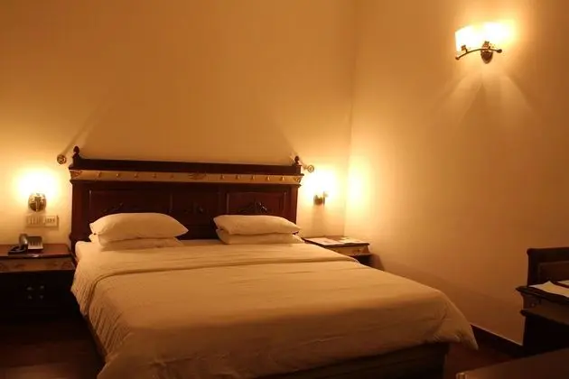 Süit, 1 Büyük (Queen) Boy Yatak