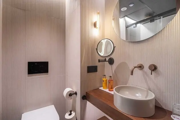 Tek Büyük Yataklı Oda, Balkon