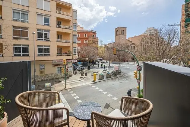 Tek Büyük Yataklı Oda, Balkon