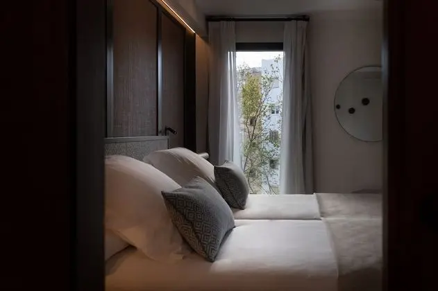 Tek Büyük Yataklı Oda (top floor)