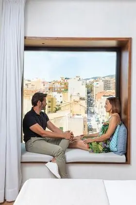 Tek Büyük Yataklı Oda (top floor)