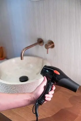 Tek Büyük Yataklı Oda (top floor)