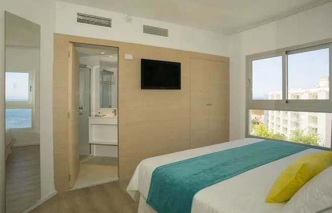 Junior Süit, Balkon