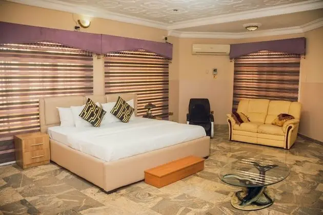 Deluxe Stüdyo Süit