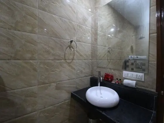 Standard Tek Büyük veya İki Ayrı Yataklı Oda, 1 Çift Kişilik Yatak, Özel Banyo