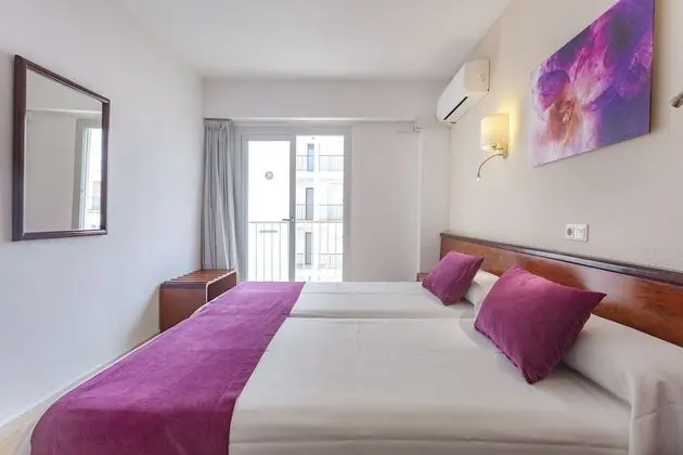 Büyük Yataklı Tek Kişilik Oda, Balkon