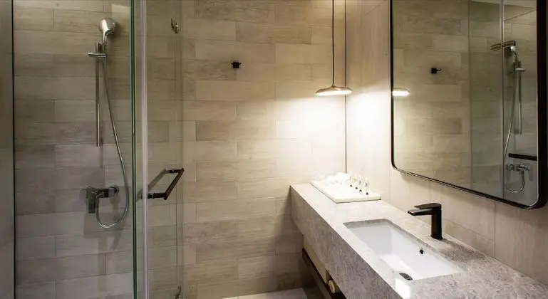 Design Tek Büyük Yataklı Oda, 1 En Büyük (King) Boy Yatak