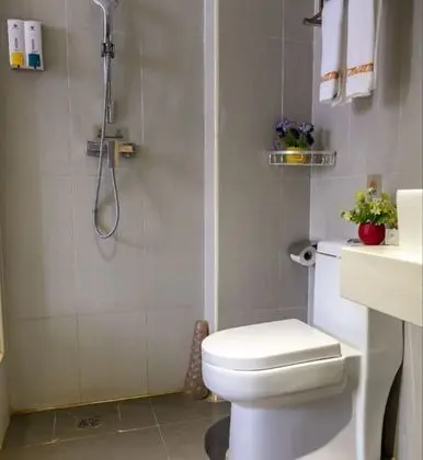 Business Tek Büyük Yataklı Oda