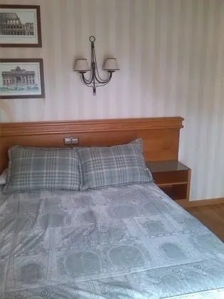 Büyük Yataklı Tek Kişilik Oda