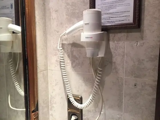 Tek Büyük Yataklı Oda, 2 Tek Kişilik Yatak