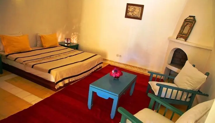 Superior Tek Büyük veya İki Ayrı Yataklı Oda, Bahçe Manzaralı, Bahçeli