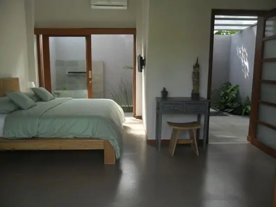 Deluxe Oda, Havuz Manzaralı (Downstairs)