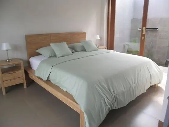 Deluxe Oda, Havuz Manzaralı (Downstairs)