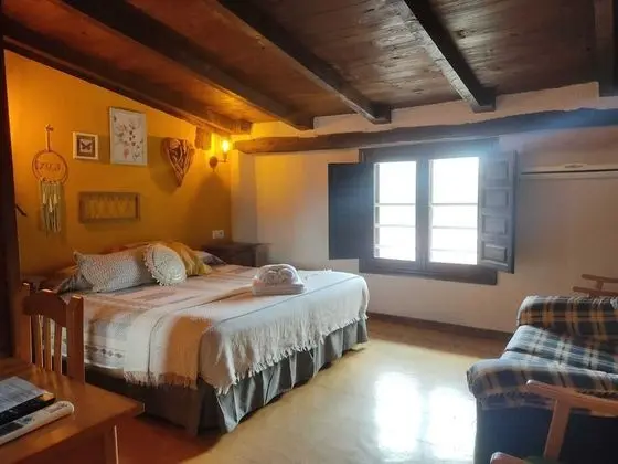 Standard Tek Büyük veya İki Ayrı Yataklı Oda