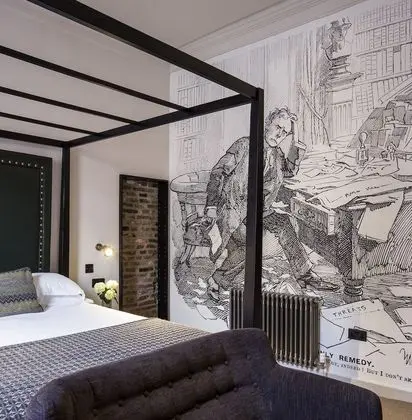 Luxury Oda (Four Poster Bed)