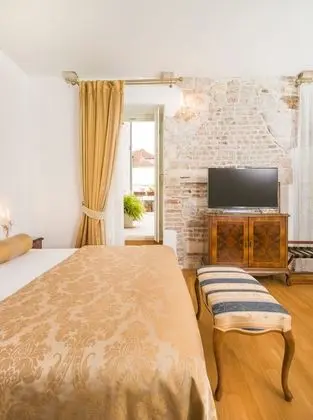 Deluxe Tek Büyük Yataklı Oda, Balkon